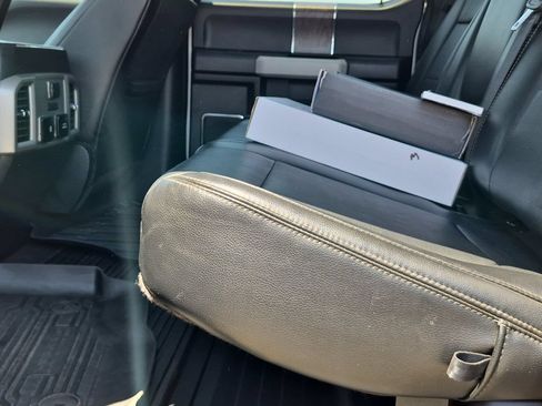 Used 2019 Ford F450 Lariat w/ Lariat Ultimate Package AWD/4WD image 17