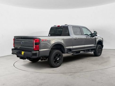 Used 2023 Ford F250 XLT w/ XLT Premium Package AWD/4WD image 5