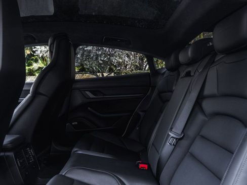 Used 2021 Porsche Taycan Turbo S image 19