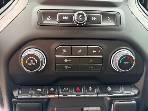 Used 2024 Chevrolet Silverado 1500 Custom Trail Boss image 17