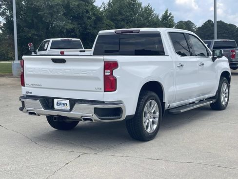 Used 2024 Chevrolet Silverado 1500 LTZ AWD/4WD image 4