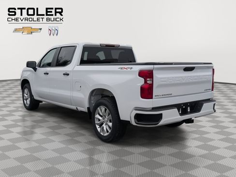 Used 2023 Chevrolet Silverado 1500 Custom image 3