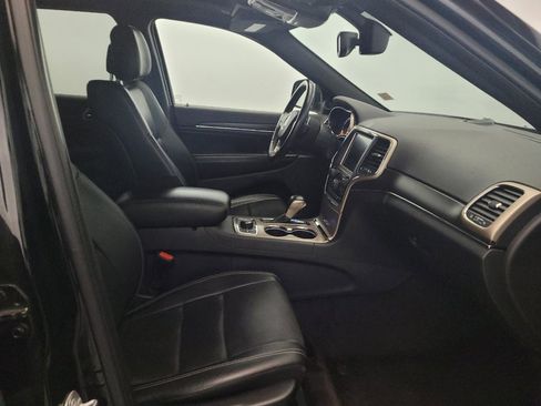 Used 2017 Jeep Grand Cherokee Limited w/ Luxury Group II AWD/4WD image 21