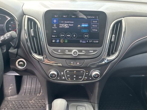 Used 2023 Chevrolet Equinox RS image 30