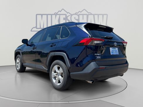 Used 2019 Toyota RAV4 XLE w/ Convenience Package AWD/4WD image 3
