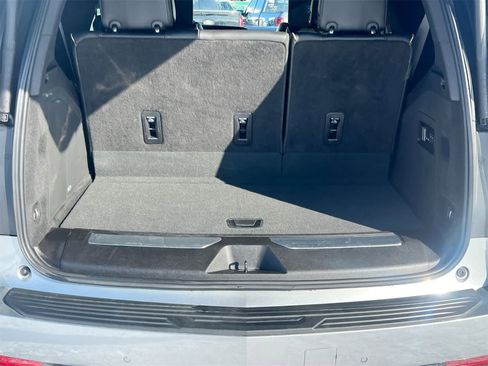 Used 2023 Cadillac Escalade Sport Platinum image 34