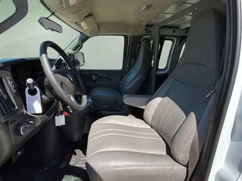 New 2026 Chevrolet Express 2500 RWD image 9