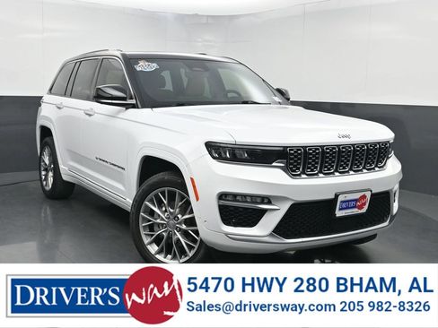 Used 2023 Jeep Grand Cherokee Summit image 1