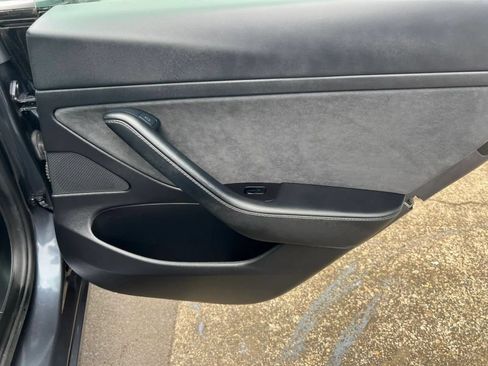 Used 2021 Tesla Model 3 Standard Range Plus RWD image 11
