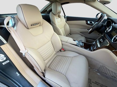 Used 2013 Mercedes-Benz SL 550 image 15