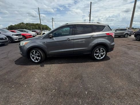 Used 2014 Ford Escape Titanium FWD image 5
