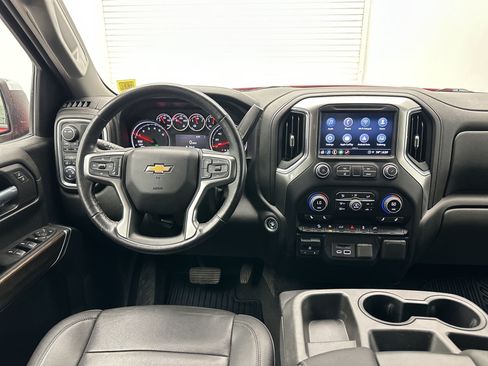 Used 2022 Chevrolet Silverado 1500 LT w/ Z71 Off-Road Package AWD/4WD image 24