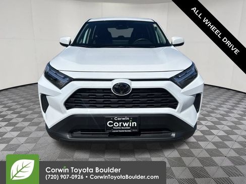 Used 2025 Toyota RAV4 LE AWD/4WD image 2