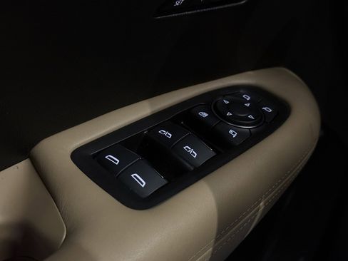 Used 2023 Cadillac XT6 Sport w/ Platinum Package image 51