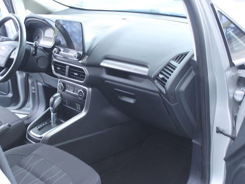 Used 2019 Ford EcoSport SE w/ SE Convenience Package image 21