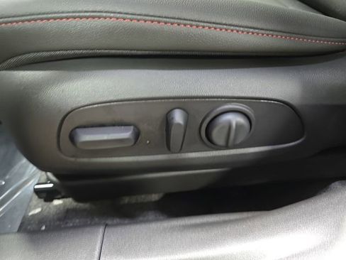 New 2026 Chevrolet Trax RS w/ Sunroof Package image 28