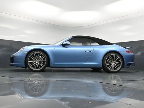 Used 2019 Porsche 911 Carrera image 24