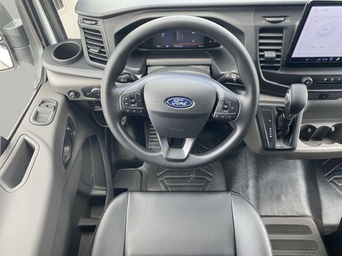 New 2026 Ford Transit 250 148 Medium Roof RWD image 13