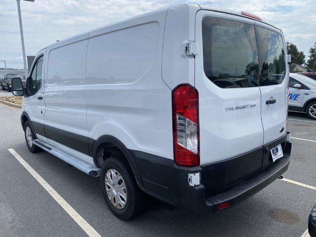 Certified 2025 Ford Transit 250 Low Roof w/ Exterior Upgrade Package RWD image 5