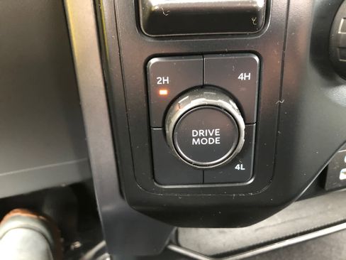 Used 2023 Ford F150 XLT image 17