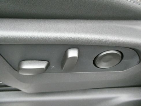 New 2026 Chevrolet Silverado 1500 High Country w/ High Country Premium Package AWD/4WD image 17
