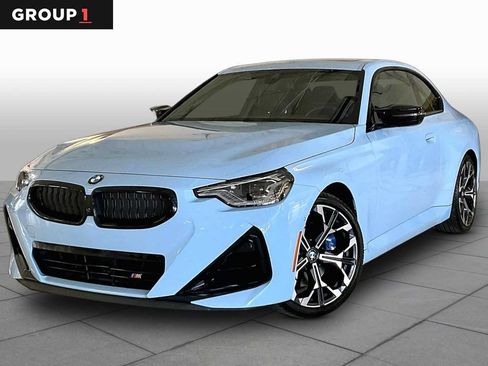 Used 2025 BMW M240i Coupe RWD image 1