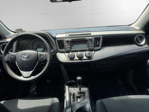 Used 2014 Toyota RAV4 LE AWD/4WD image 11