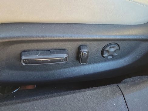 Used 2020 Honda Accord Touring image 17