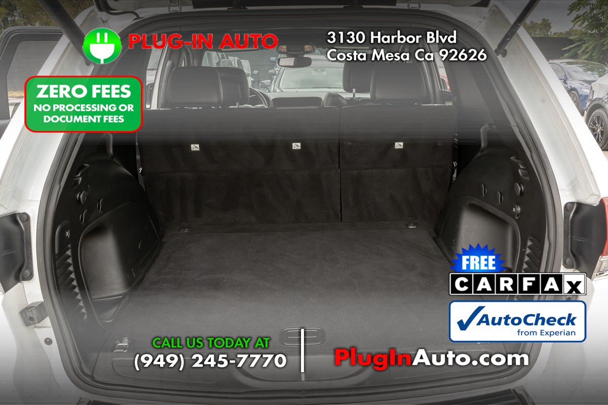 Used 2021 Jeep Grand Cherokee Limited AWD/4WD image 12
