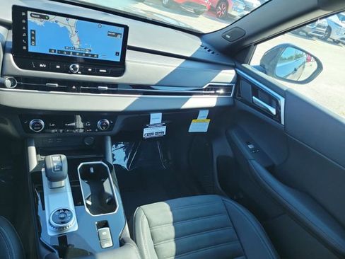 New 2026 Mitsubishi Outlander SE FWD image 16