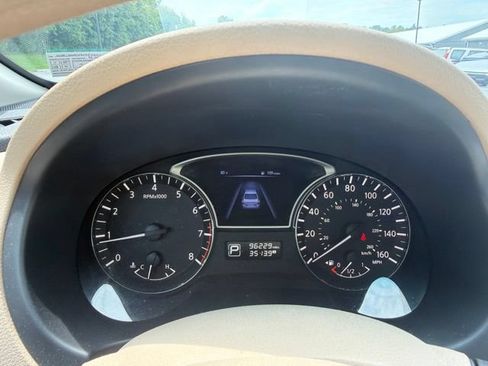 Used 2015 Nissan Altima 2.5 S w/ Power Driver Seat Package FWD image 13