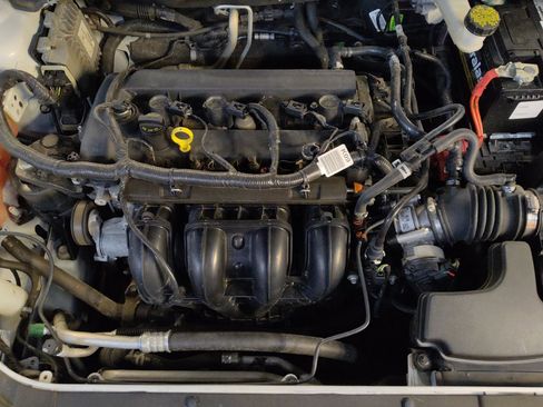 Used 2018 Ford Fusion SE FWD image 30