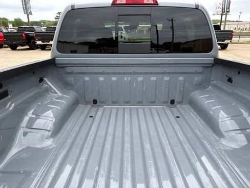 Used 2024 Nissan Frontier PRO-4X w/ Off-Road Protection Package AWD/4WD image 10