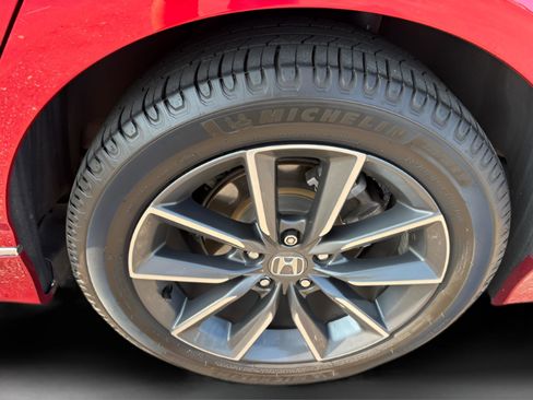 Certified 2022 Honda Accord EX-L image 17