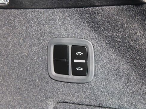 New 2026 Porsche Cayenne S image 37