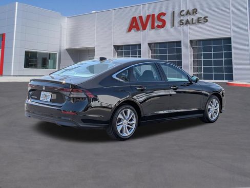 Used 2025 Honda Accord LX image 6
