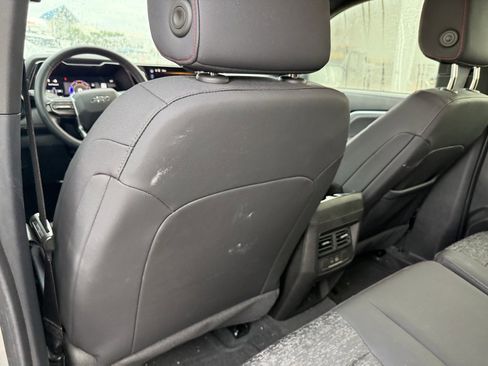 Used 2024 Chevrolet Colorado Z71 w/ Z71 Convenience Package 2 image 15