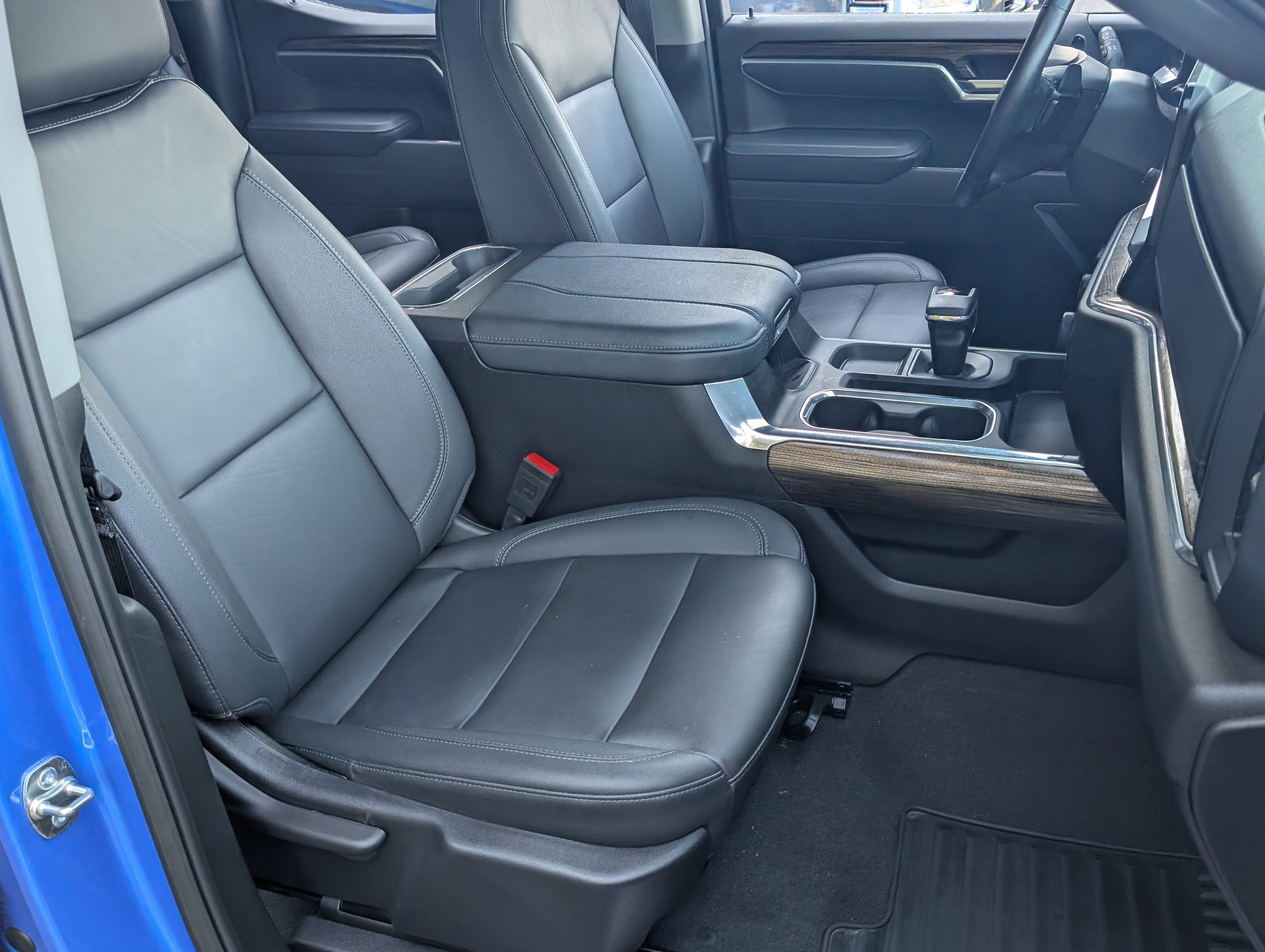 Used 2025 Chevrolet Silverado 1500 RST w/ All Star Edition Plus AWD/4WD image 21