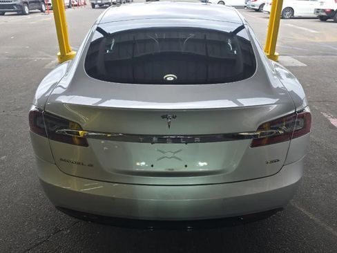 Used 2018 Tesla Model S 100D AWD/4WD image 2