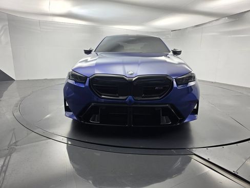 Used 2025 BMW M5 w/ Carbon Package AWD/4WD image 2