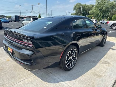 New 2026 Dodge Charger R/T w/ Performance Handling Group AWD/4WD image 8