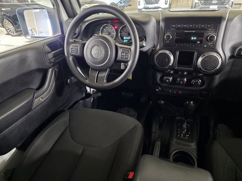 Used 2014 Jeep Wrangler Sport image 21