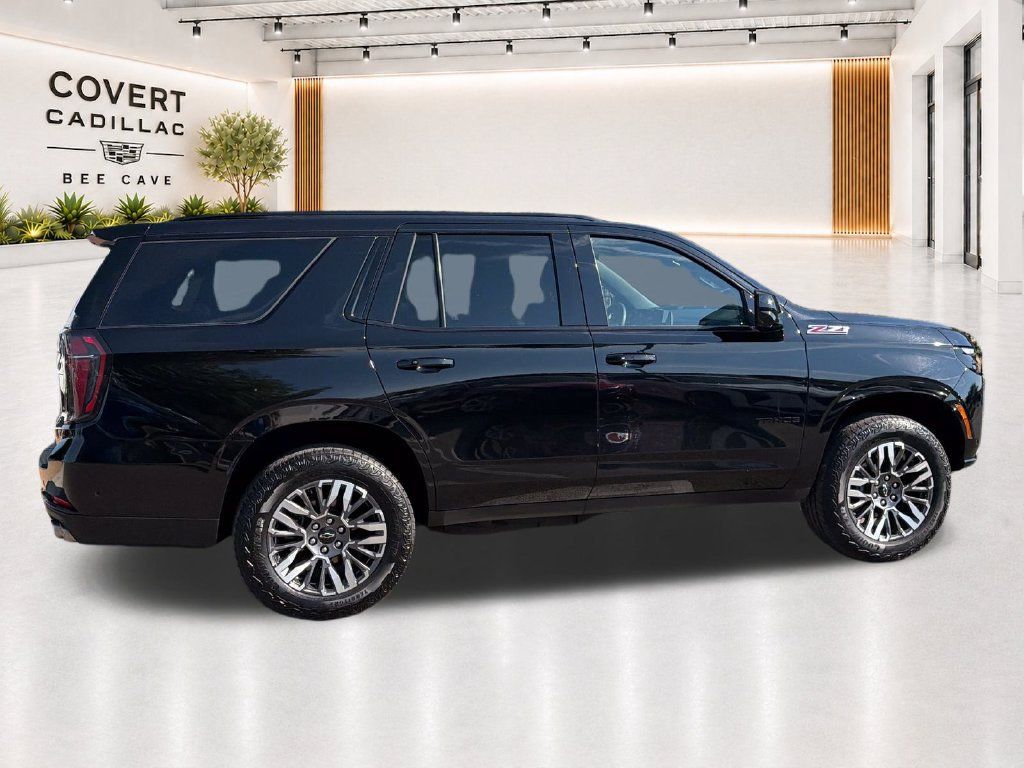 Used 2025 Chevrolet Tahoe Z71 AWD/4WD image 12