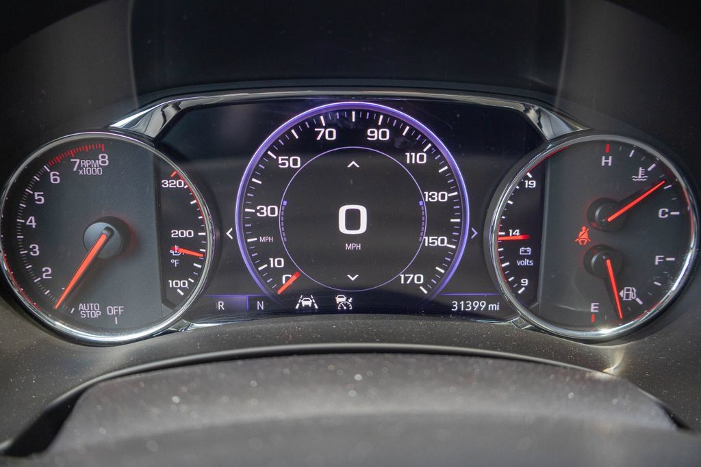 Used 2024 GMC Terrain Denali w/ Denali Premium Package AWD/4WD image 17