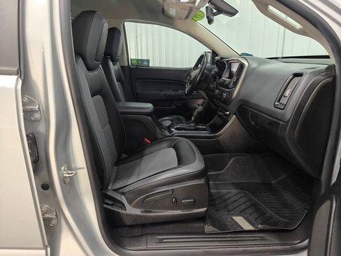 Used 2019 Chevrolet Colorado Z71 AWD/4WD image 21