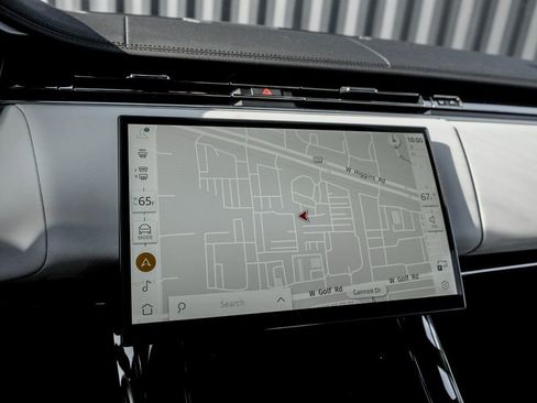 New 2025 Land Rover Range Rover Sport SE image 14