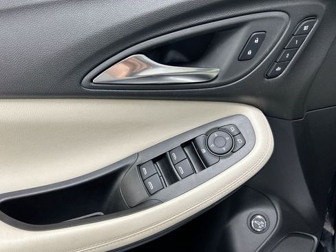 Used 2024 Buick Encore GX Avenir w/ Avenir Convenience Package image 20