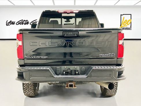 Used 2021 Chevrolet Silverado 2500 High Country image 6