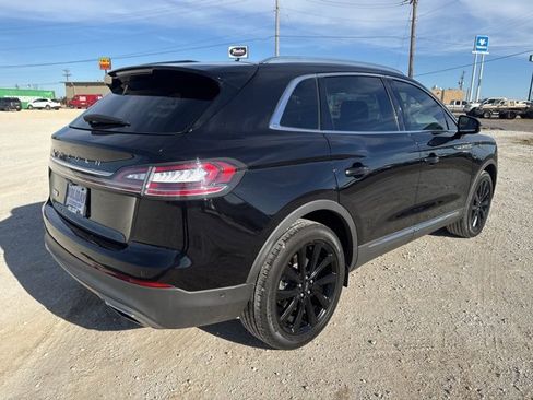 Used 2021 Lincoln Nautilus Reserve w/ Equipment Group 201A image 7