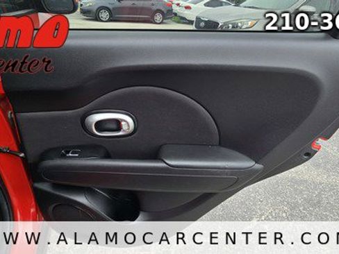 Used 2017 Kia Soul + FWD image 21